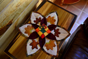 Small trinket box centered in autumn rondelle