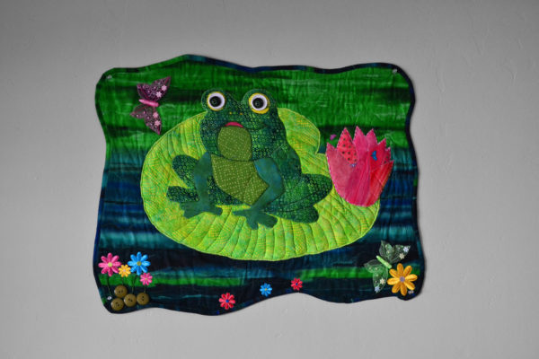 my pad green frog on lily pad pop-up panel